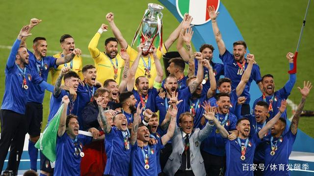 关于意大利在主场大胜希腊，晋级前景一片光明的信息