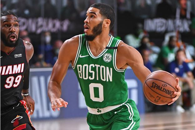 CLG轻取KT，Doinb线上压制力十足激烈交锋2025世界赛，强势挺进下一轮的简单介绍