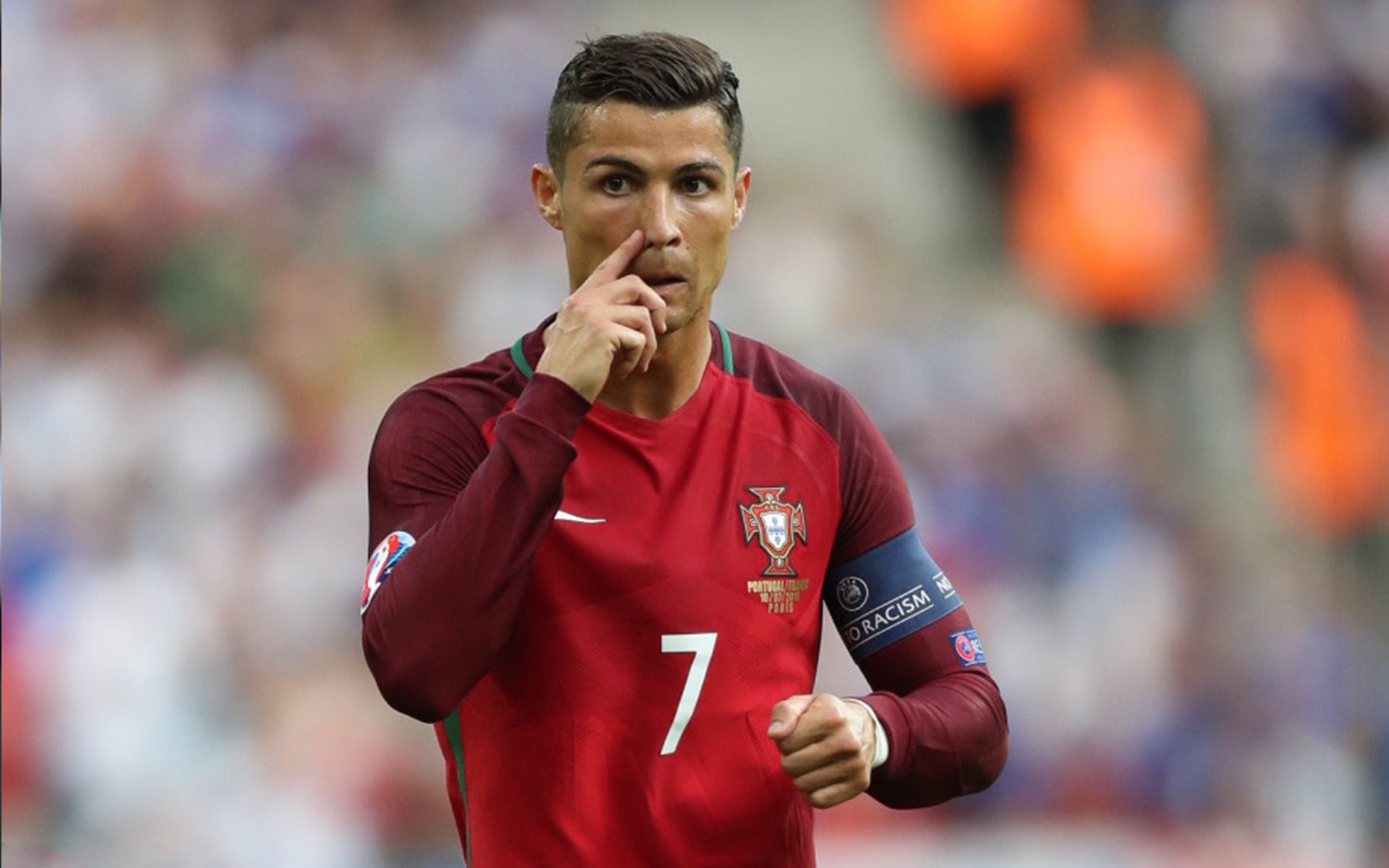 东决关键战之夜,杰伦·格林成为全场焦点