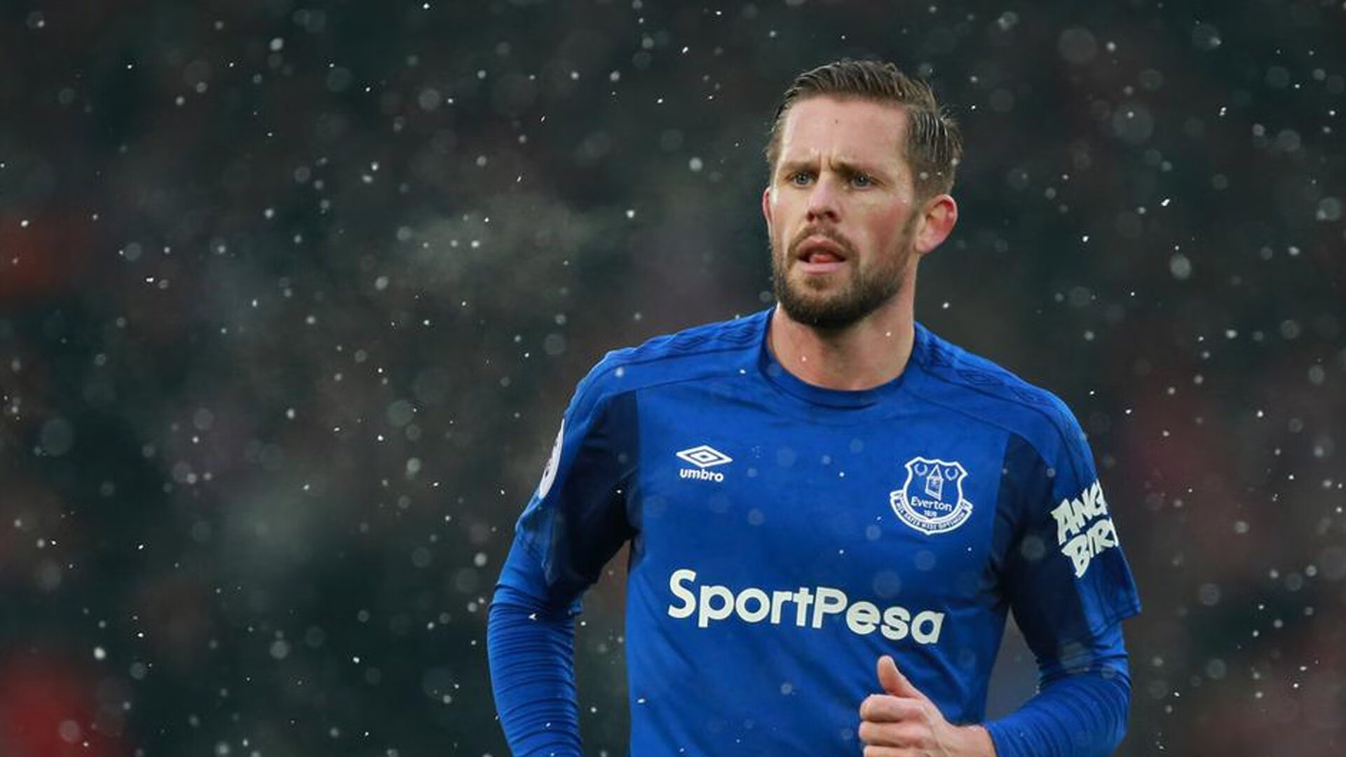 德罗赞如入无人之境，山东队主场轻取新疆队